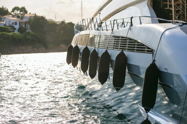 Accastillage : votre guide pour bien équiper votre bateau